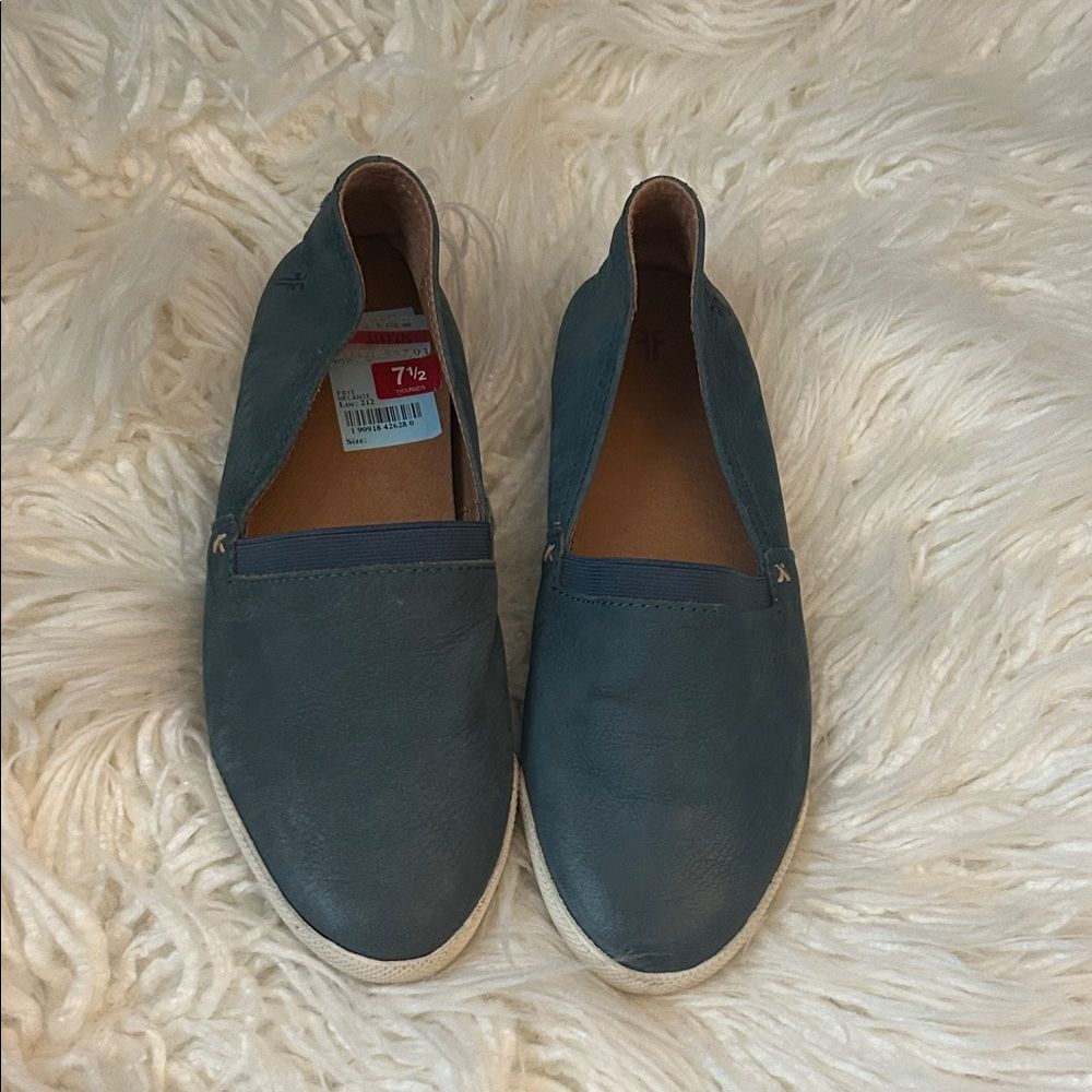 Frye melanie Slip-On Casual Shoes in Dark Teal size 7.5